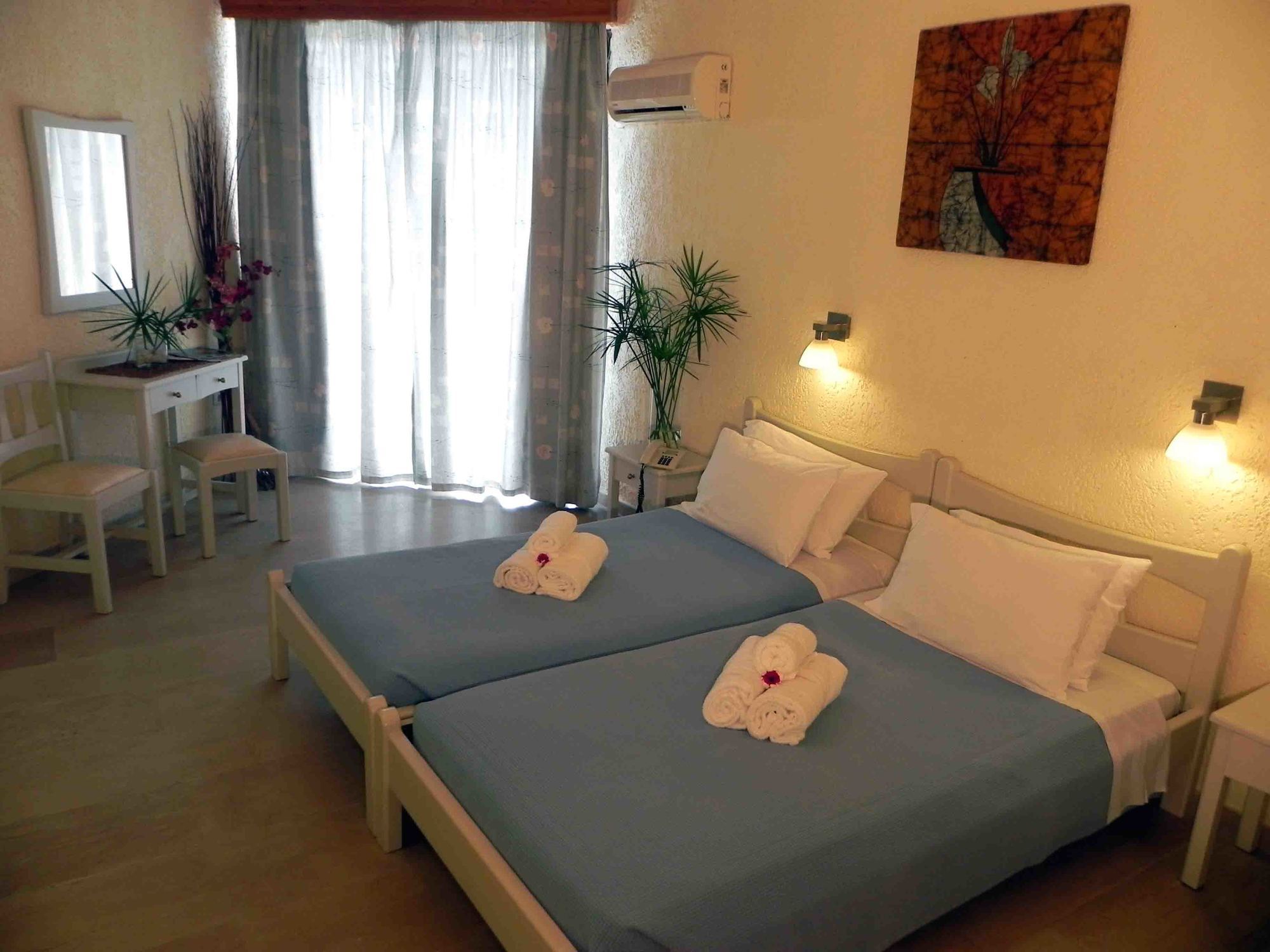 Hotel Alkionis Мораитика Екстериор снимка